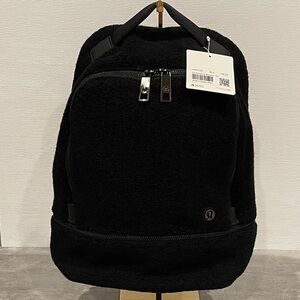 lululemon athletica Black Women’s Mini City Adventurer backpack 10L